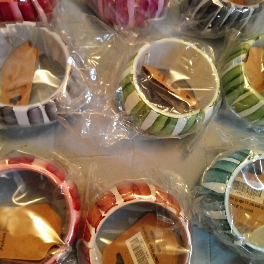 3 pk wide hinged bangles